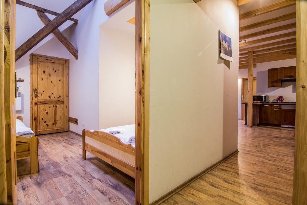 Apartamenty Krupowki 24 Zakopane Room photo